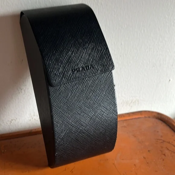 Prada sunglasses. Gently worn. No scratches.comes with case. - Picture 4 of 4